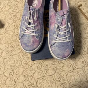 KEDS size 1 m never worn